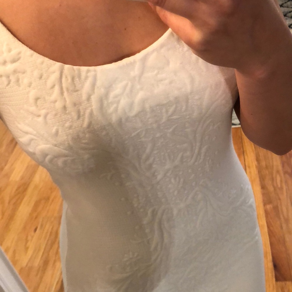 Fitted white Amanda Uprichard dress